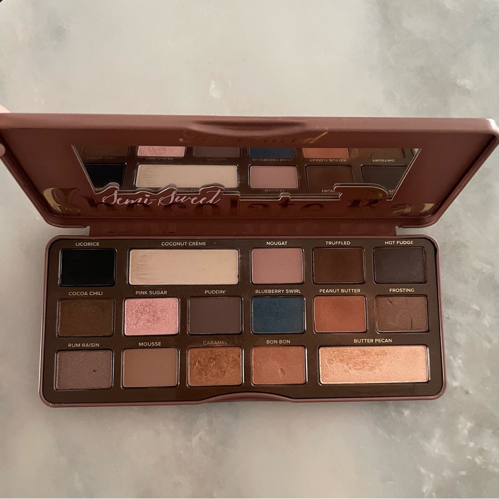 TOO FACED Semi-Sweet Chocolate Bar Eyeshadow Collection 16 Shades